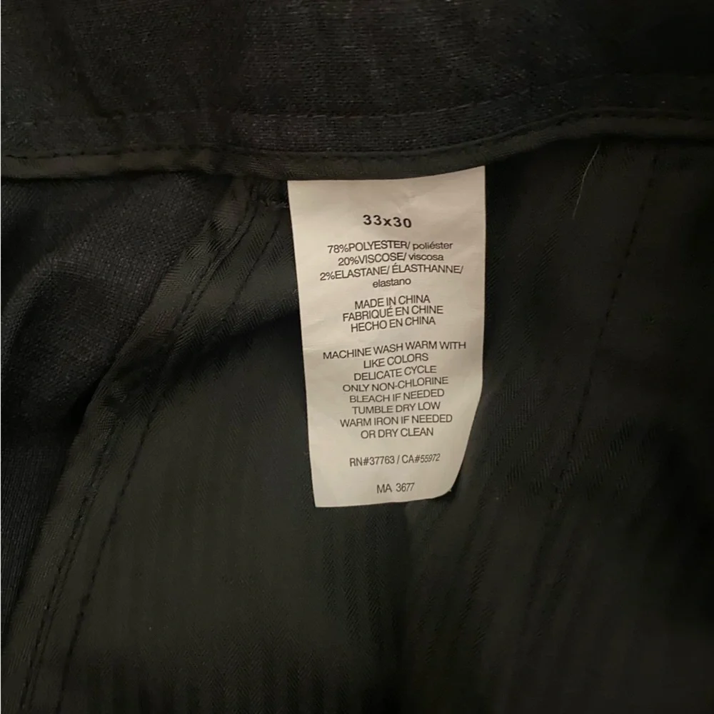 Perry Ellis size men’s